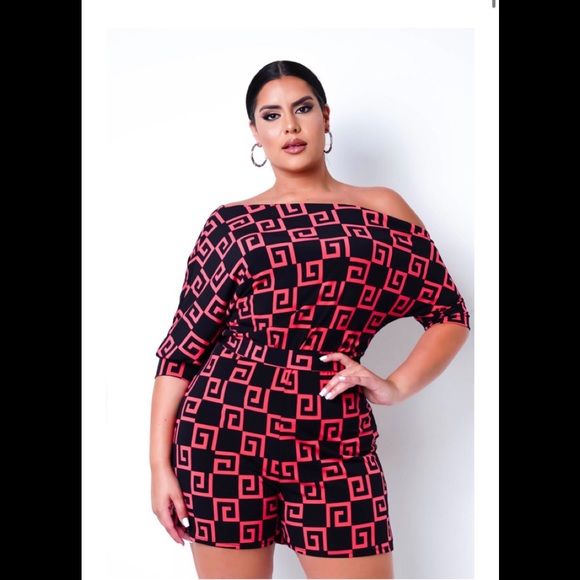 Pants - Plus Size Geometric Romper With Tie Belt